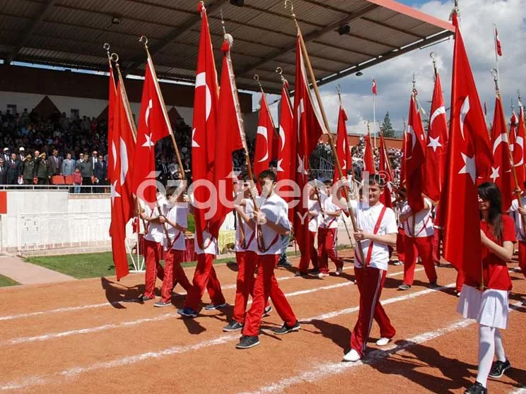 Okul Flamalari Okul Flamasi Okul Bayragi Olculeri